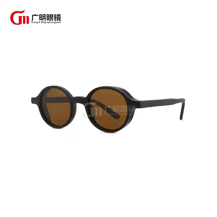 Can Small Oval Retro Sunglasses Be Worn With Different Outfits?